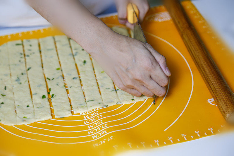 Steps for making Homemade Scallion Soda Crackers (Baked in Oven)