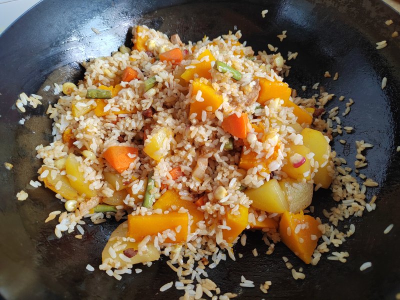 Steps for Cooking Potato and Pumpkin Fried Rice