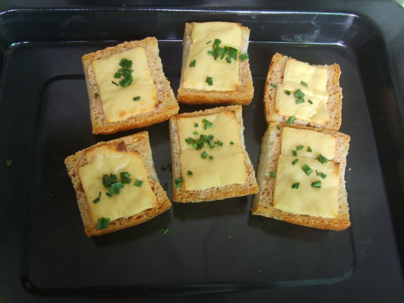 Steps for Making Cheese Baguette Slices