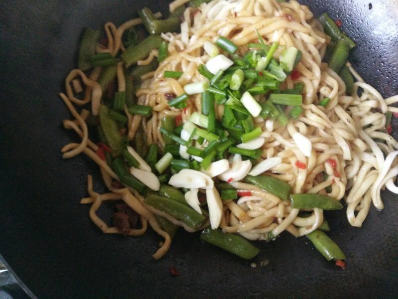 Bean Sprout Braised Noodles Steps