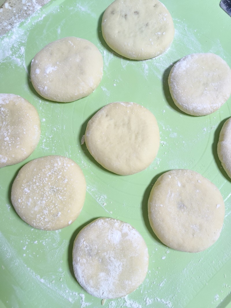 Steps for making Red Sugar Fermented Dough Cake