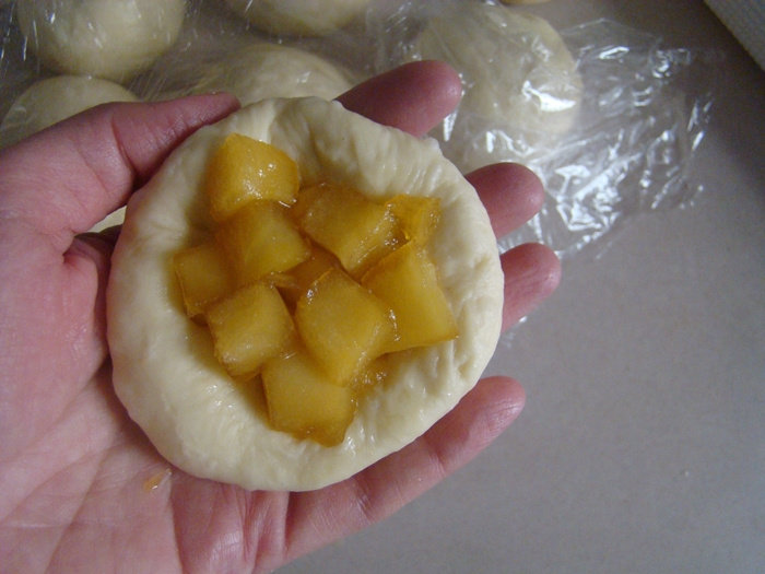 Steps for making Apple Bread (Tangzhong)