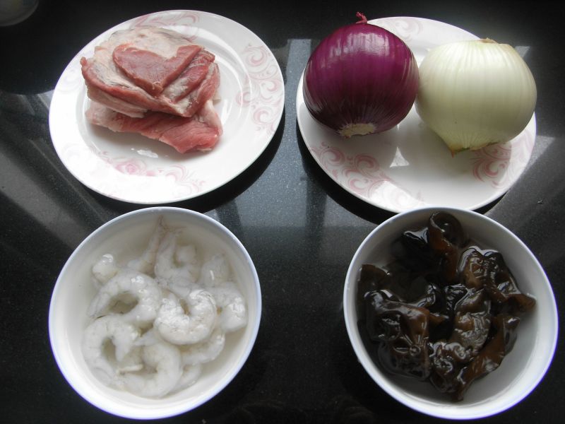 Steps to Make Steamed Three Delicacies Buns