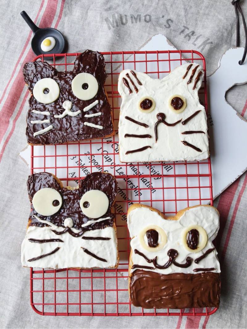 Steps for Making Cute Cat Toast