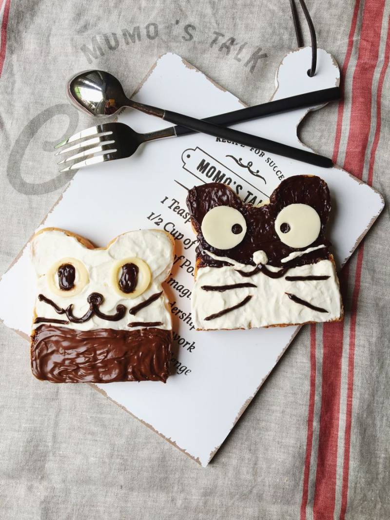 Steps for Making Cute Cat Toast