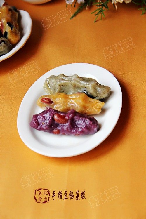 Korean Fancy Pastry - Finger Bean Paste Steamed Cake