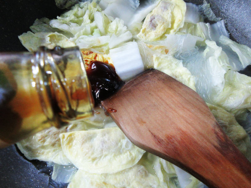 Step-by-Step Instructions for Napa Cabbage Dumpling Vermicelli