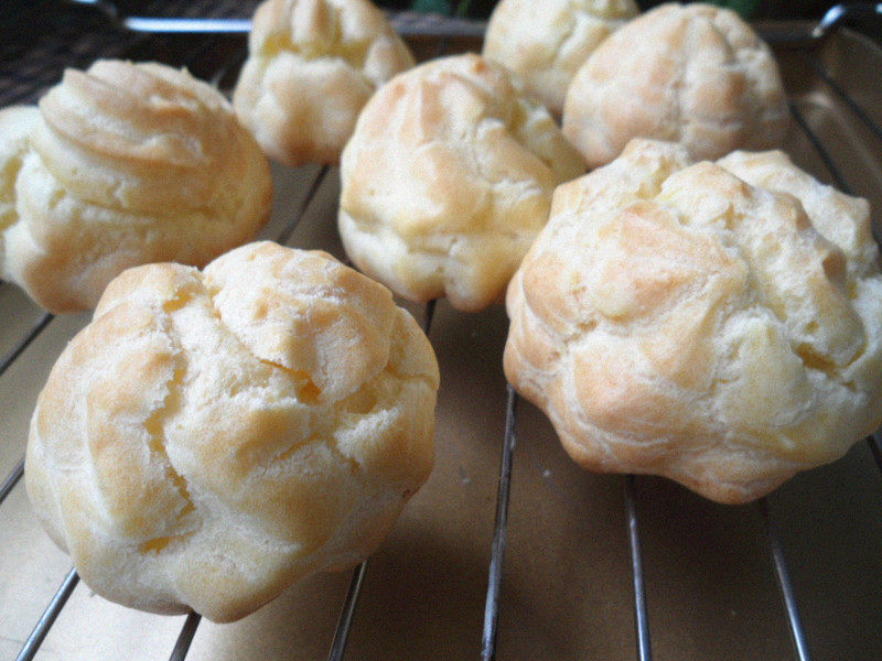 Vanilla Cream Puffs