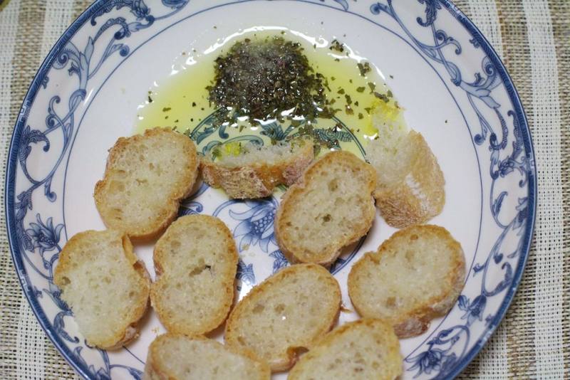 A Different Way to Enjoy Baguette - Bread Salad Cooking Steps