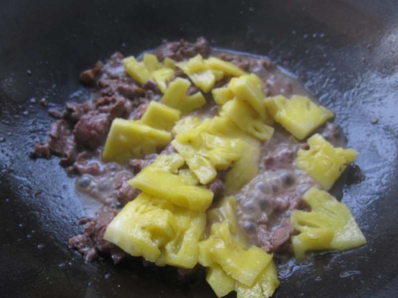 Beef and Pineapple Stir-Fry Steps