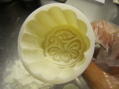 Cooking Steps for Delicious and Tempting Snow Skin Mooncakes