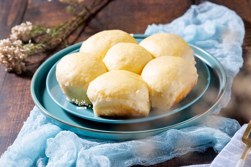 Black Sesame Glutinous Rice Ball Corn Bread