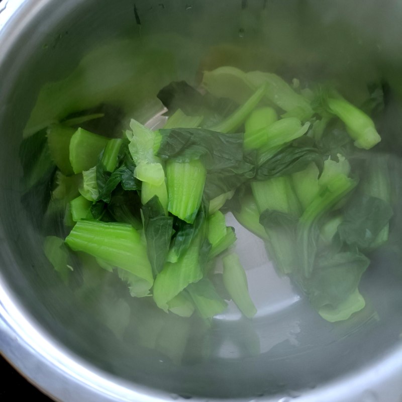 Steps for Making Canola Salad with Pork Heart