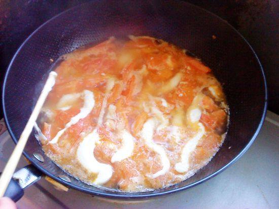 Winter Solstice Warm Breakfast - Tomato Shrimp Noodle Fish Soup Cooking Steps