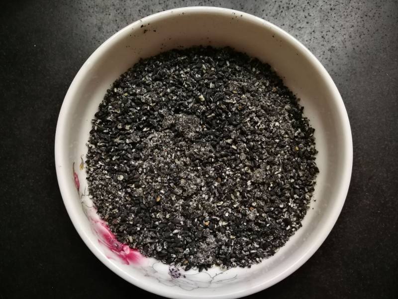 Steps for making Black Sesame Salted Wo Wo