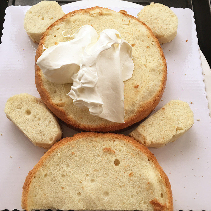 Steps for Making Taro Flower Cake