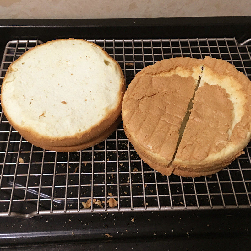 Steps for Making Taro Flower Cake