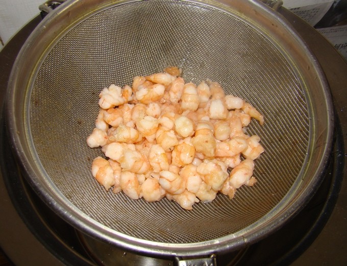 Steps for Shrimp and Steamed Bun Stir Fry