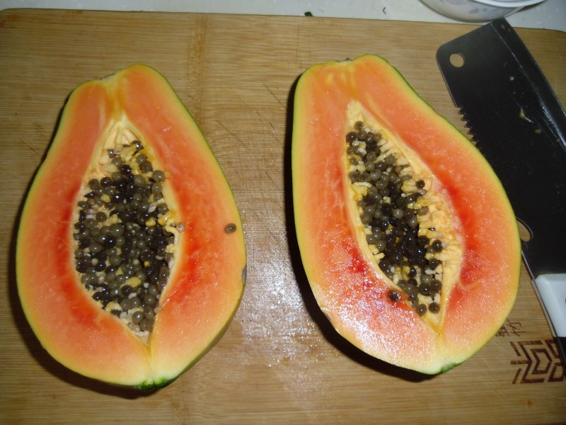 Steps for cooking Papaya and Peach Resin Beauty Soup