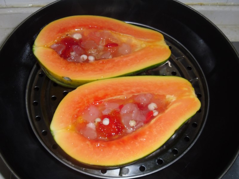 Steps for cooking Papaya and Peach Resin Beauty Soup