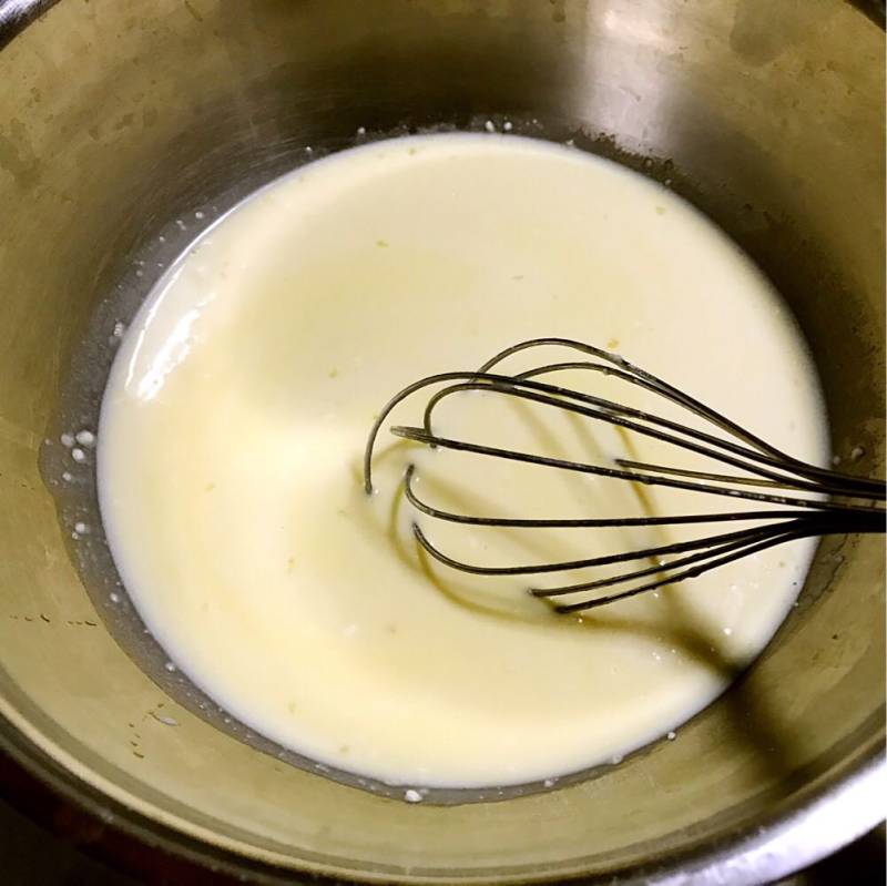 Steps for Making Ice Skin Custard Cake