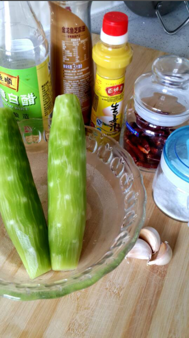 Steps for Making Cold Tossed Bamboo Shoots