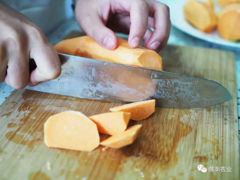 Steps to Make Ginger and Sand Sweet Potato Soup