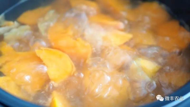 Steps to Make Ginger and Sand Sweet Potato Soup