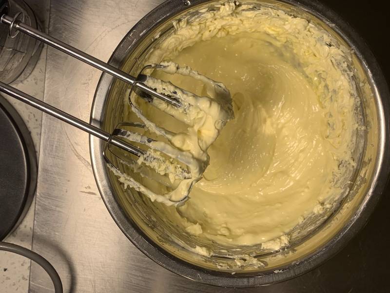Ketogenic Diet: Heavy Cheesecake Making Steps