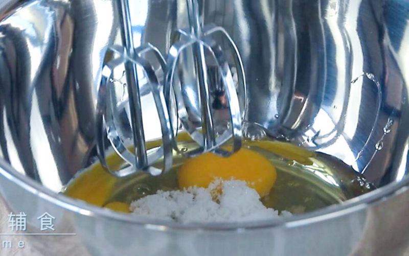 Baby Egg Yolk Pie Making Steps