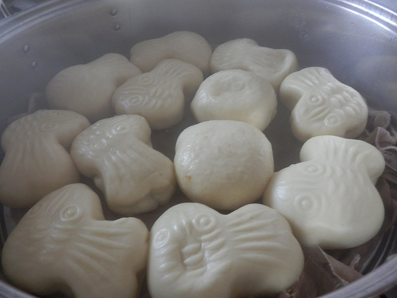 Steps for Making Nian Nian You Yu Eight Treasures Bun