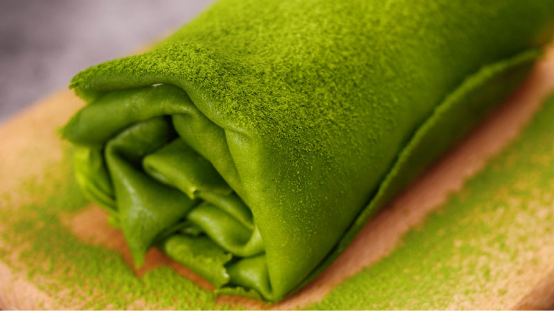 Matcha Towel Roll: The Latest Trending Dessert on Instagram!