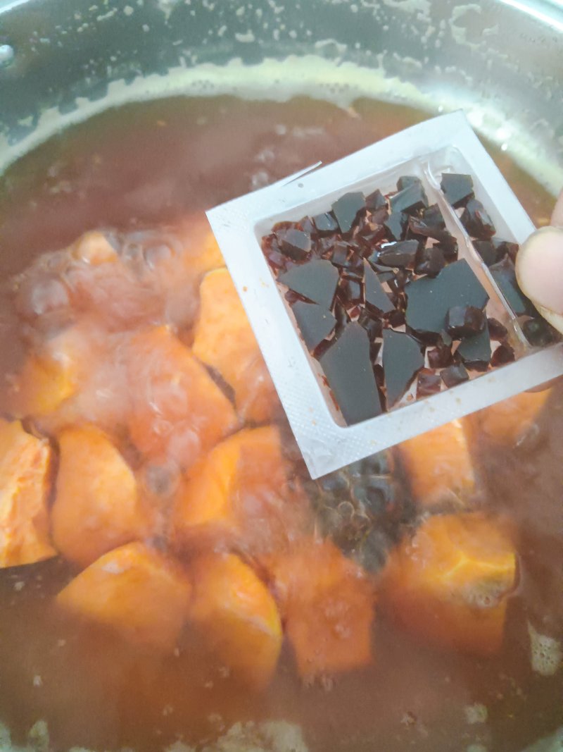 Steps for Making Sweet Potato and Donkey-Hide Gelatin Dessert