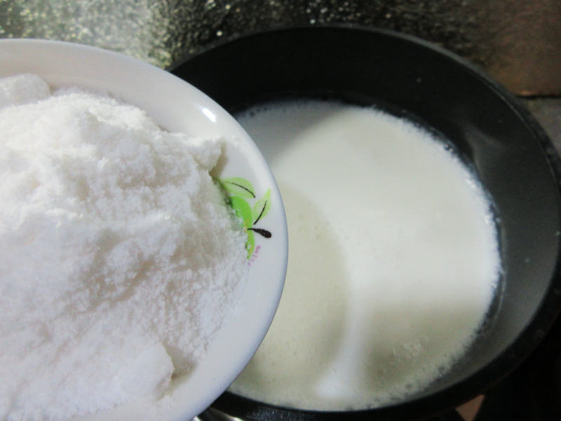 Steps to Make Coconut Milk Pudding