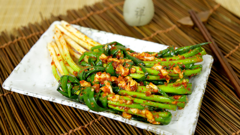 Beat the Heat with Refreshing Scallion Kimchi!