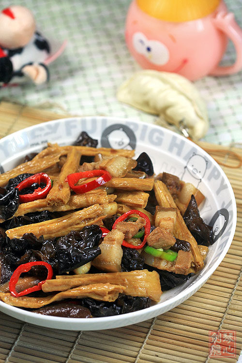 Home-style Fried Bean Curd with Pork