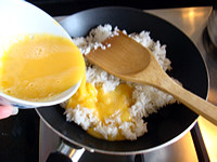 【Golden Wrapped Silver Egg Fried Rice】Cooking Steps