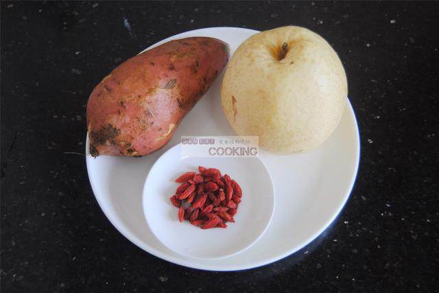 Steps for Making Sweet Potato and Snow Pear Soup