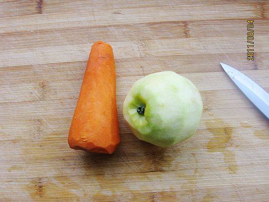 Steps for Making Carrot Apple Juice