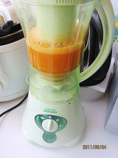 Steps for Making Carrot Apple Juice