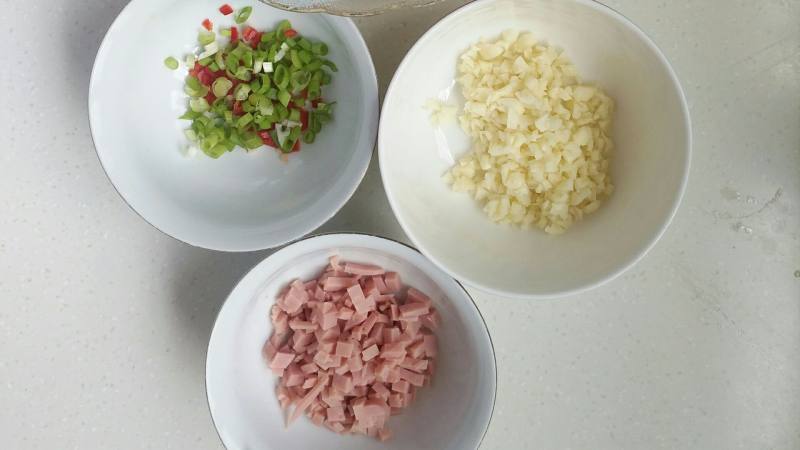 Steps for Cooking Microwave Enoki Mushroom