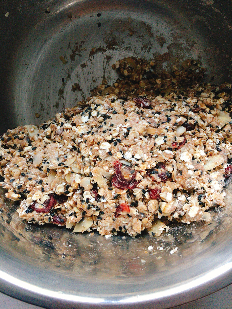 Steps for Making Almond Oat Energy Bars