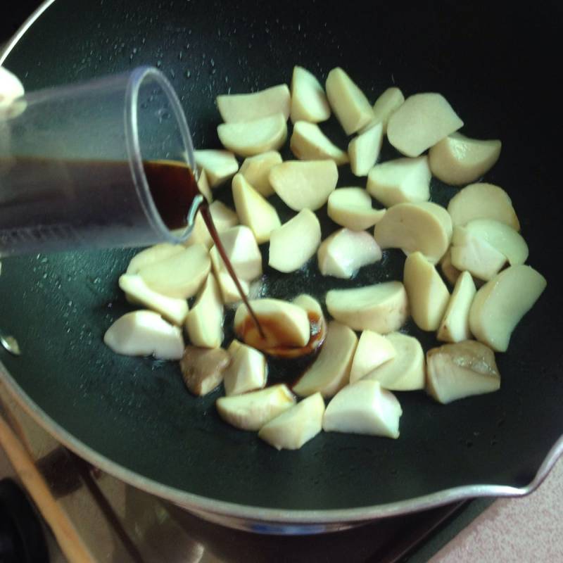 Steps for cooking Three Cup Mushroom