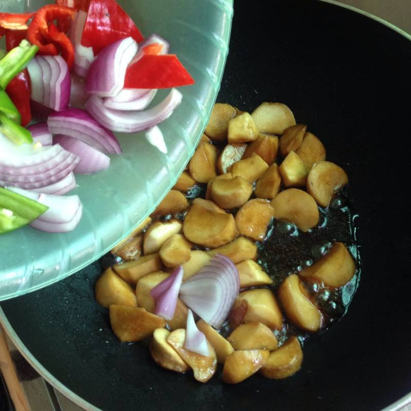 Steps for cooking Three Cup Mushroom