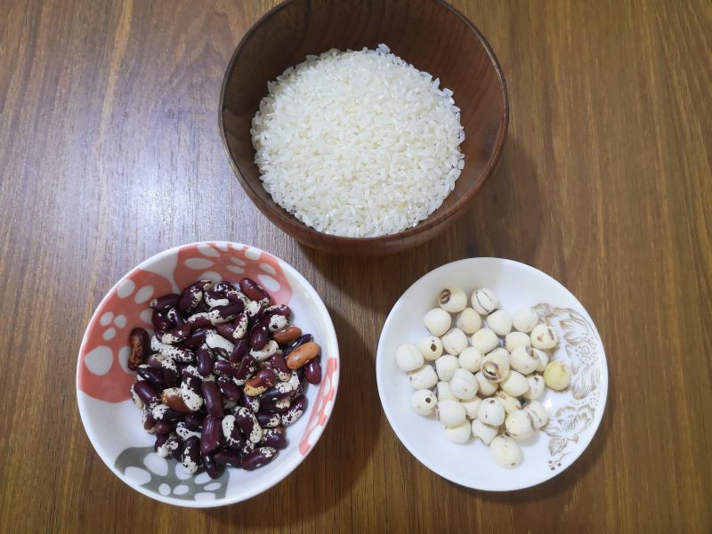 Steps for making Flower Bean Lotus Seed Rice