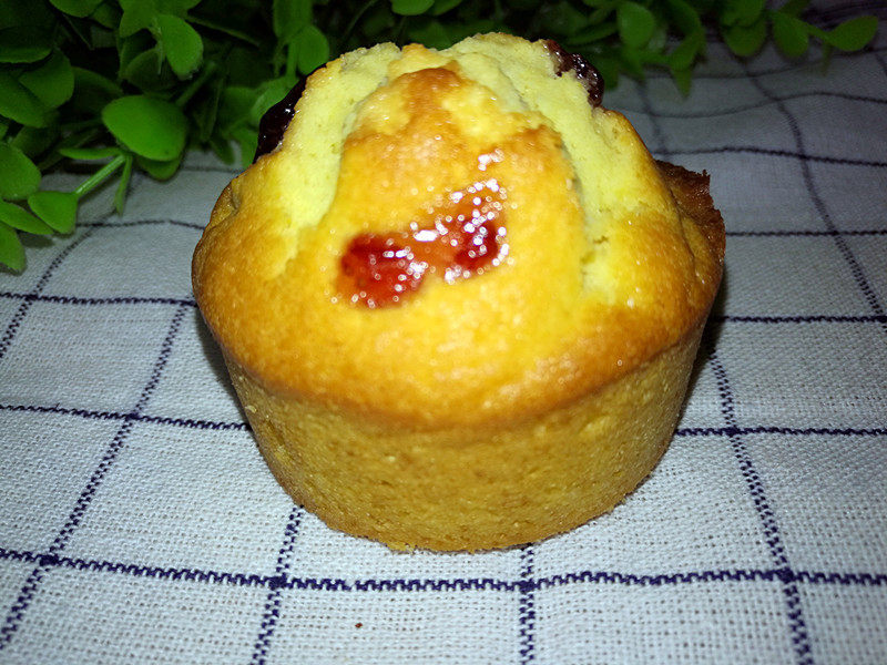 Strawberry Muffin Cake