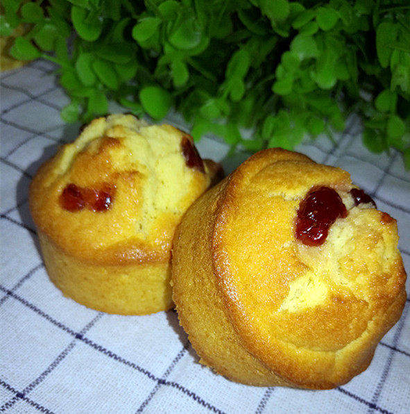 Strawberry Muffin Cake