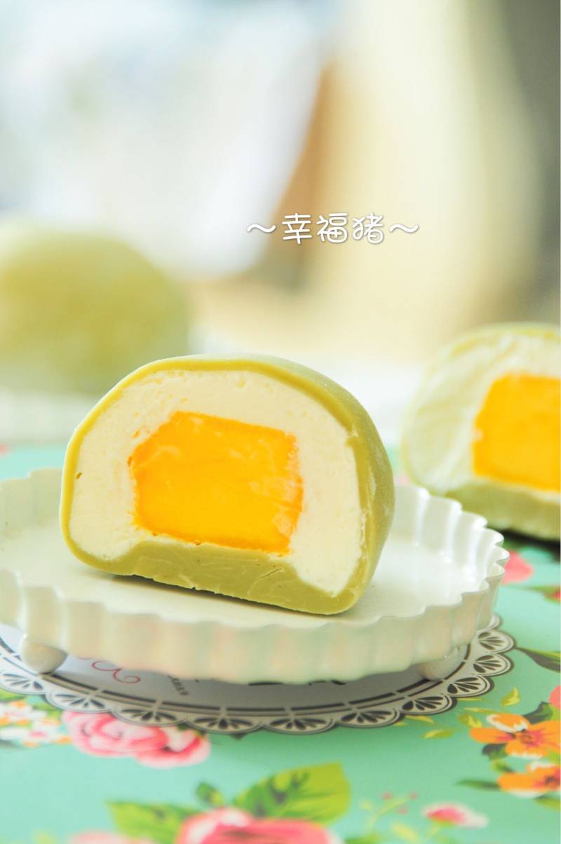 Matcha Snowy Mooncake