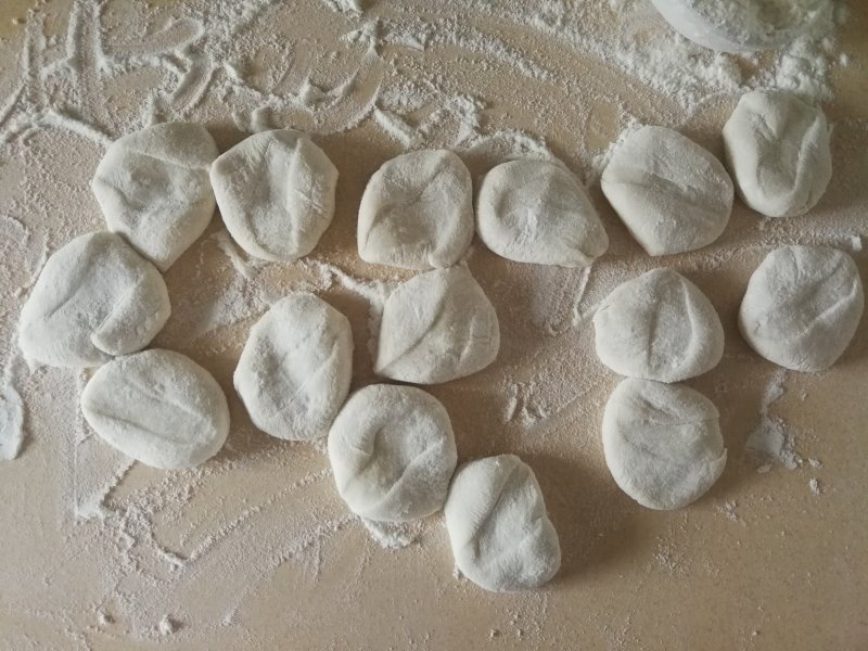 Steps for Cooking Mushroom, Celery and Pork Dumplings