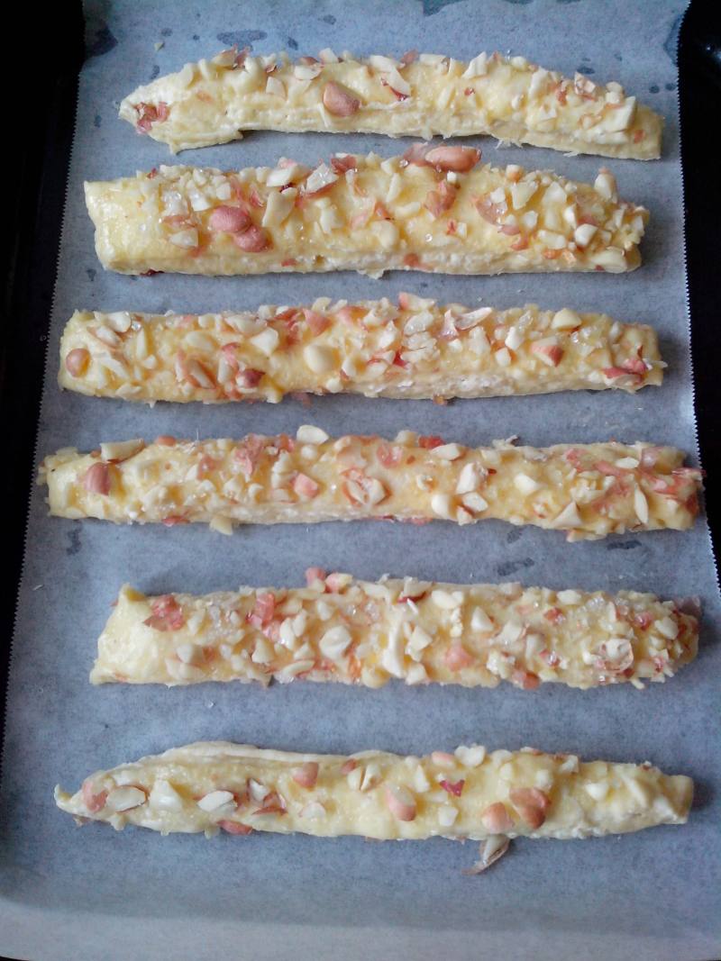 Steps for Making Peanut Breadsticks